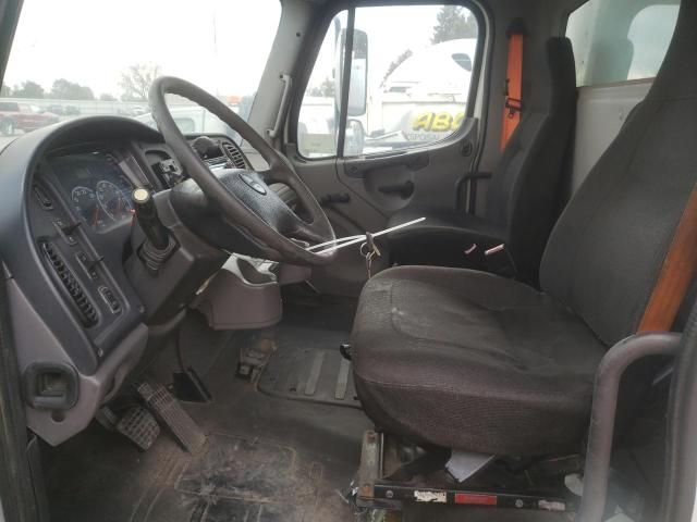 2013 Freightliner M2 106 Medium Duty