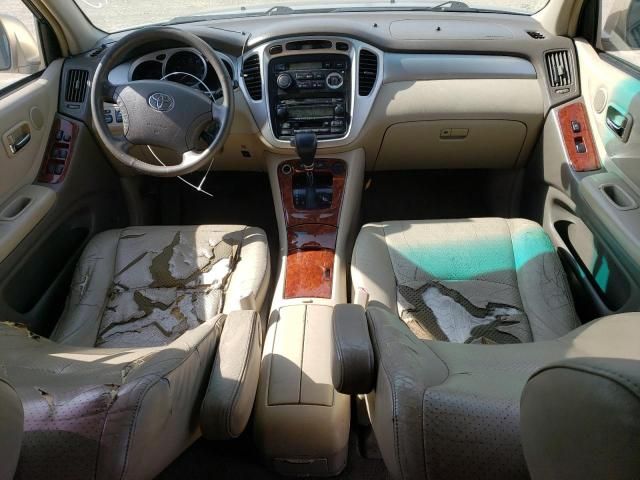 2004 Toyota Highlander Base