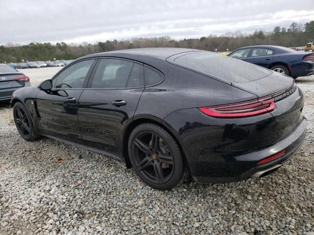 2018 Porsche Panamera 4