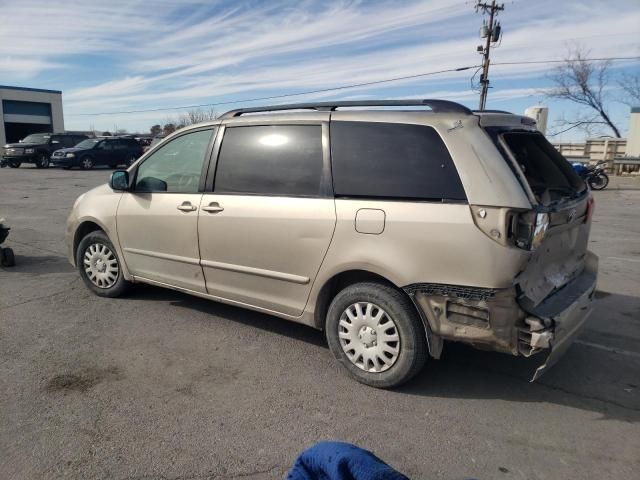 2007 Toyota Sienna CE