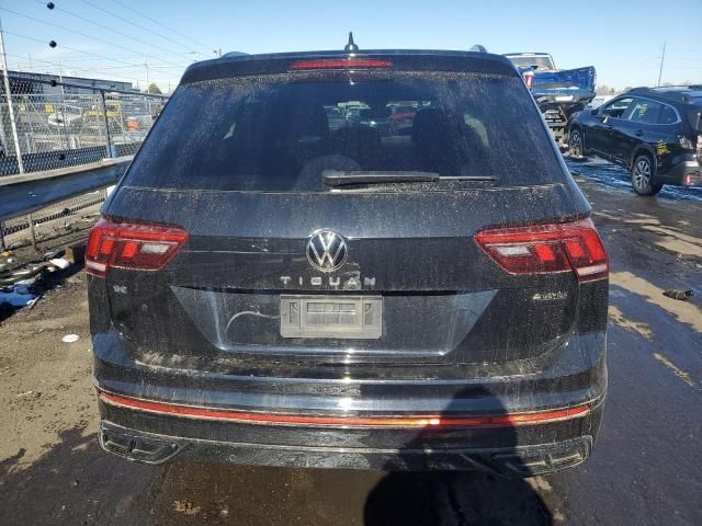 2022 Volkswagen Tiguan SE R-LINE Black