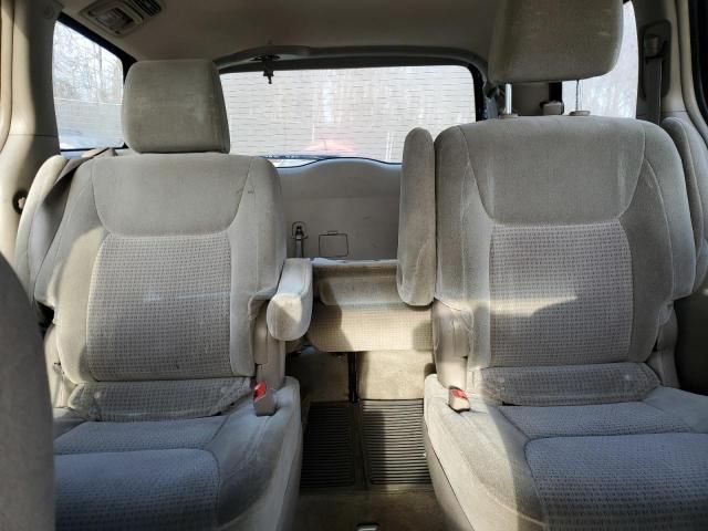 2010 Toyota Sienna CE