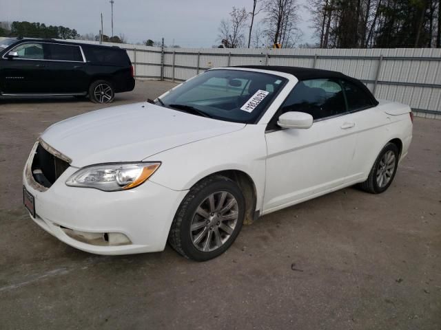 2013 Chrysler 200 Touring