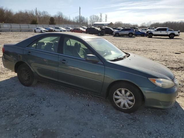 2005 Toyota Camry LE