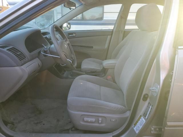 2005 Toyota Camry LE