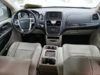 2014 Chrysler Town & Country Touring L