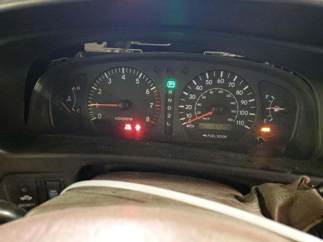 2000 Toyota Sienna LE