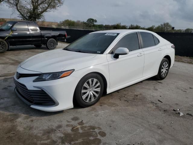 2022 Toyota Camry LE