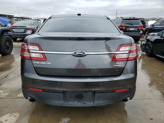 2015 Ford Taurus SEL