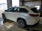 2017 Toyota Highlander SE