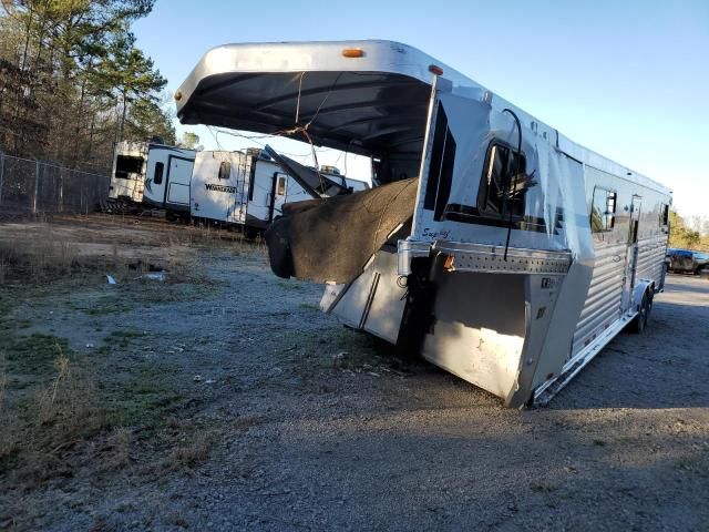 2004 Forest River Horse Trailer