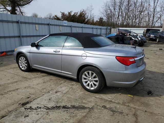 2013 Chrysler 200 Touring