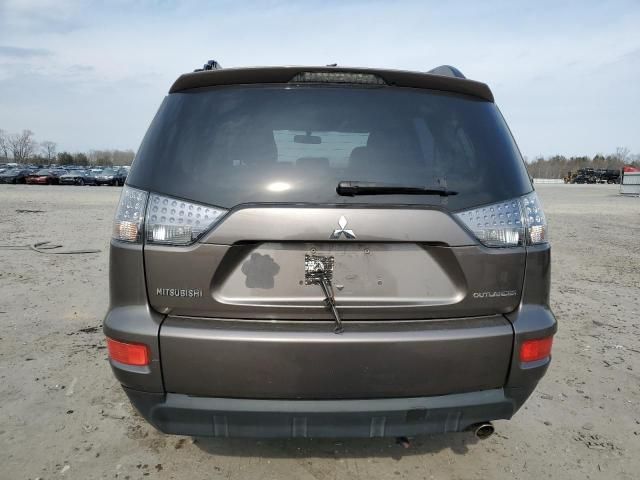 2013 Mitsubishi Outlander SE