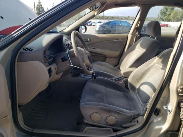 2000 Nissan Sentra Base