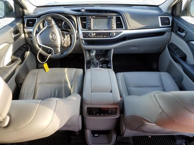 2018 Toyota Highlander SE