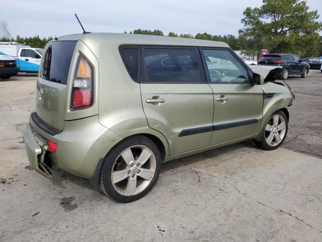 2011 KIA Soul +