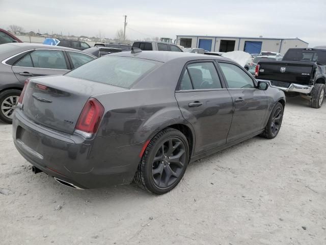 2022 Chrysler 300 Touring