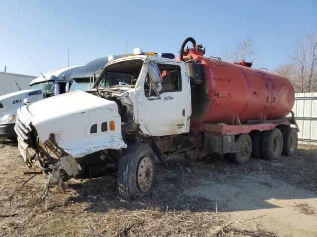 2005 Sterling L 9500