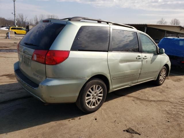 2008 Toyota Sienna XLE