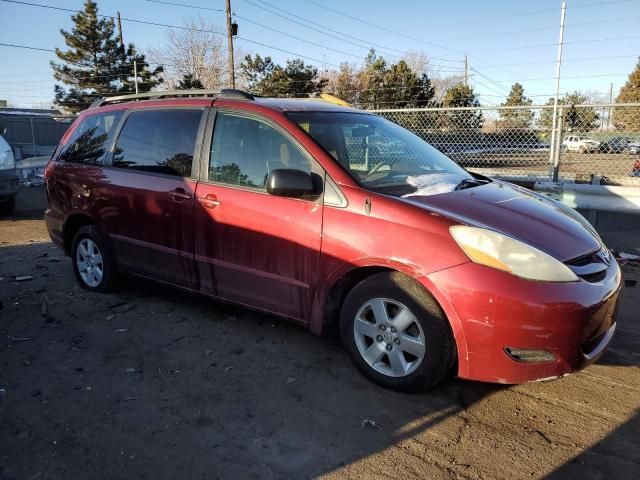 2006 Toyota Sienna CE