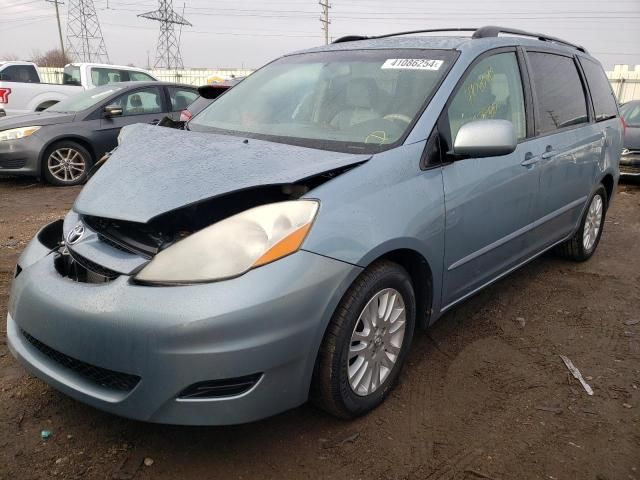 2009 Toyota Sienna XLE