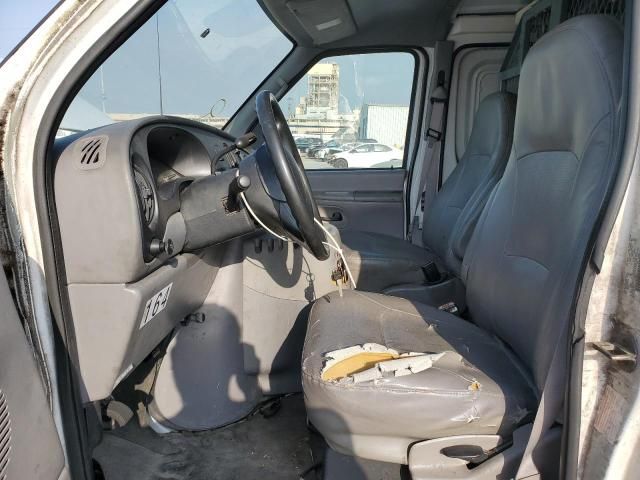 2001 Ford Econoline E250 Van