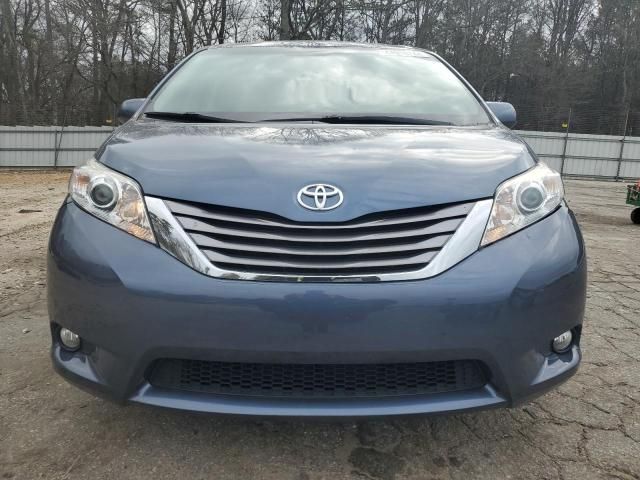 2015 Toyota Sienna XLE