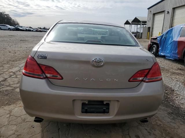 2005 Toyota Avalon XL