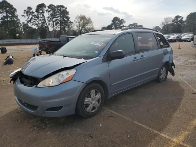 2010 Toyota Sienna CE