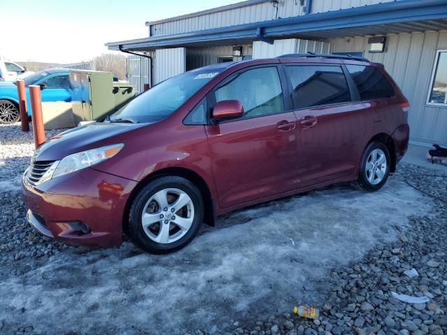 2011 Toyota Sienna LE