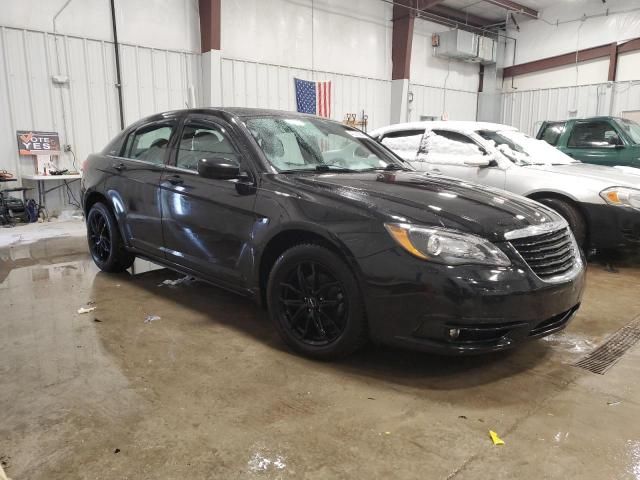 2013 Chrysler 200 Touring