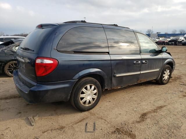 2007 Chrysler Town & Country Touring