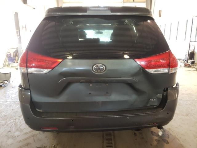 2011 Toyota Sienna XLE