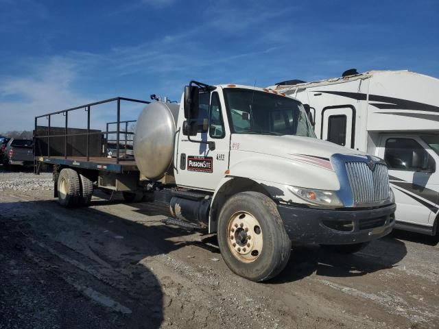 2006 International 4000 4400