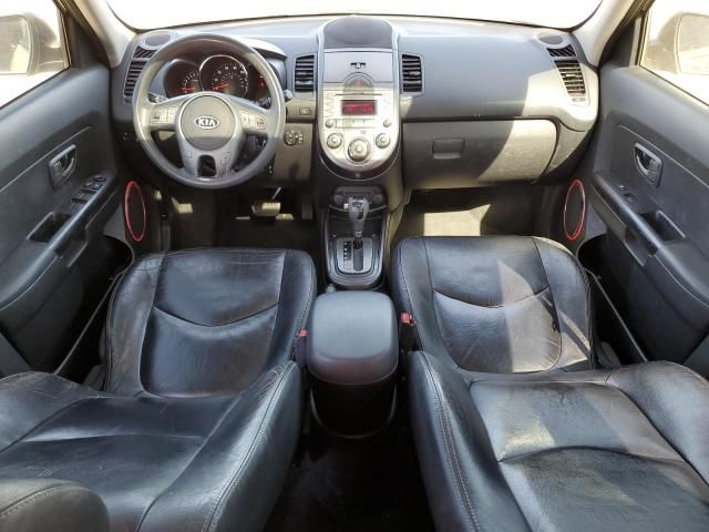 2010 KIA Soul +