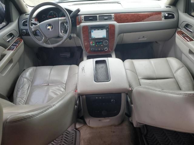 2011 Chevrolet Suburban K1500 LT