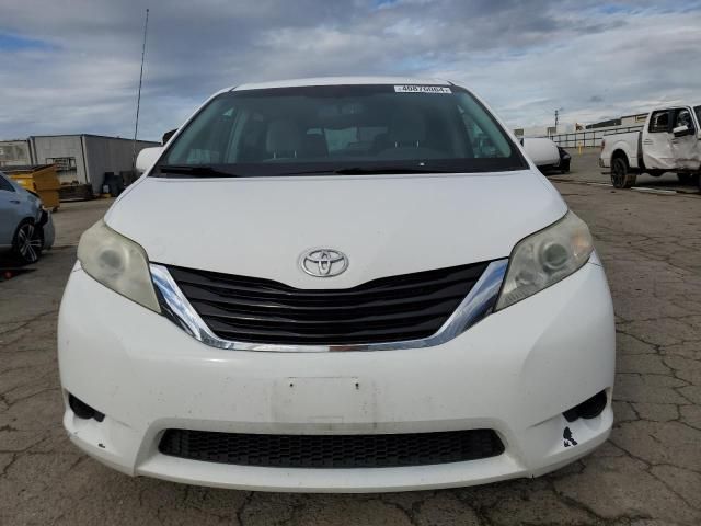 2012 Toyota Sienna LE