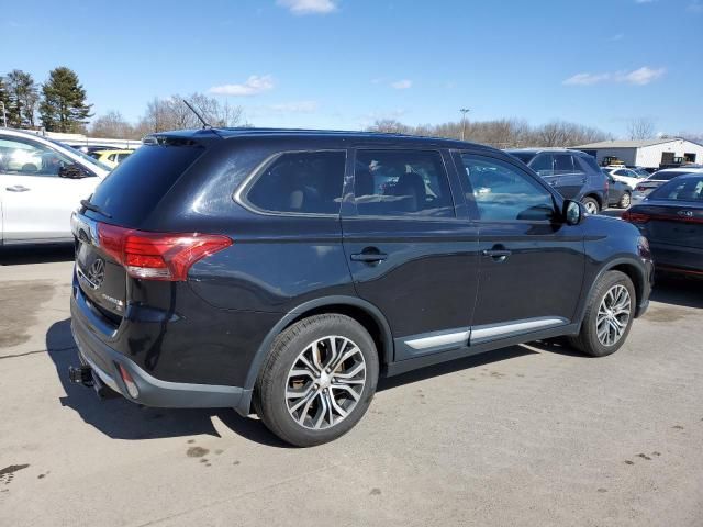 2016 Mitsubishi Outlander SE