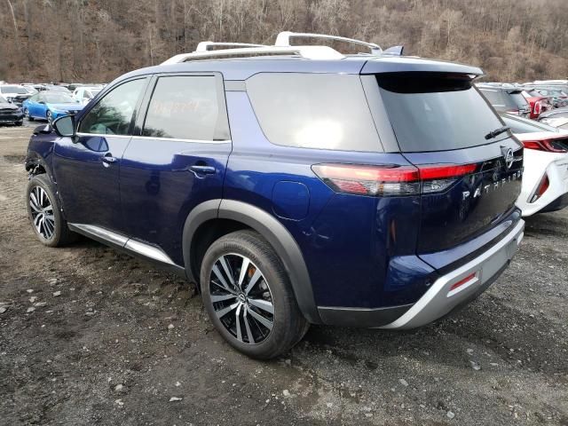 2023 Nissan Pathfinder Platinum