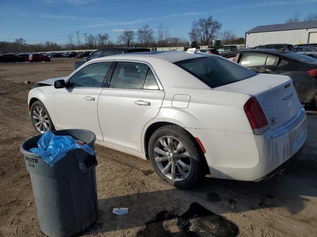 2016 Chrysler 300 Limited