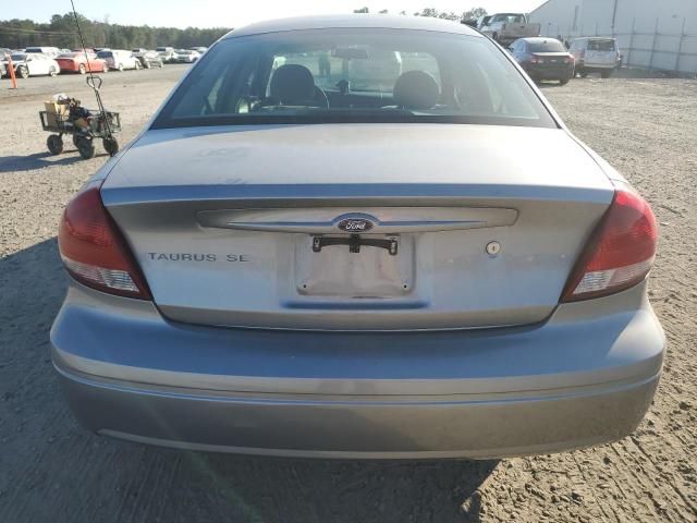 2006 Ford Taurus SE