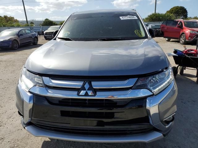 2017 Mitsubishi Outlander ES