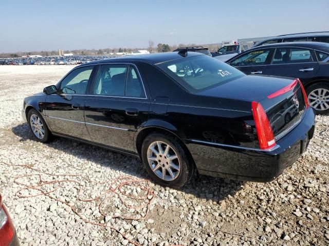 2011 Cadillac DTS Luxury Collection