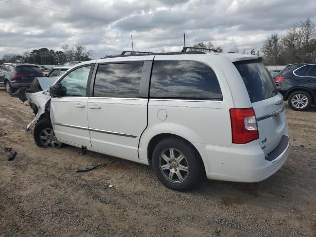 2013 Chrysler Town & Country Touring