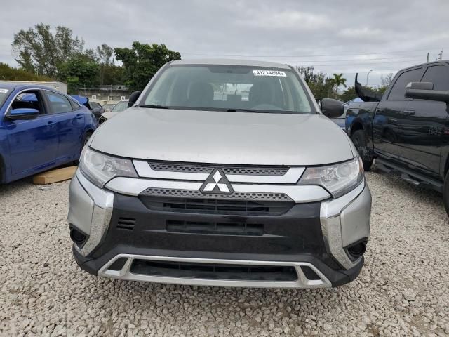 2020 Mitsubishi Outlander SE