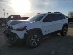 Salvage cars for sale from Copart Greenwood, NE: 2018 Jeep Cherokee Trailhawk
