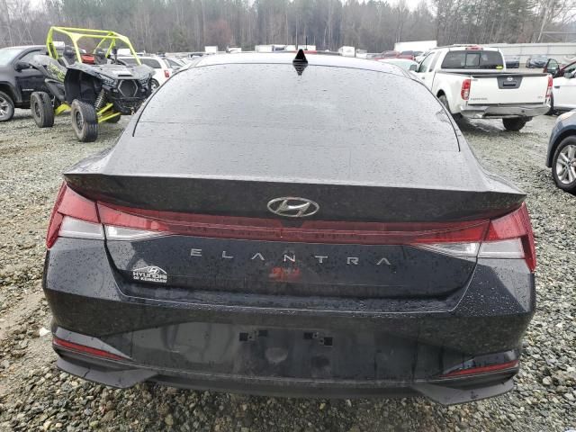 2022 Hyundai Elantra SEL