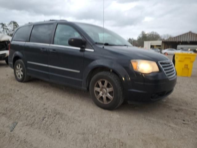 2010 Chrysler Town & Country Touring