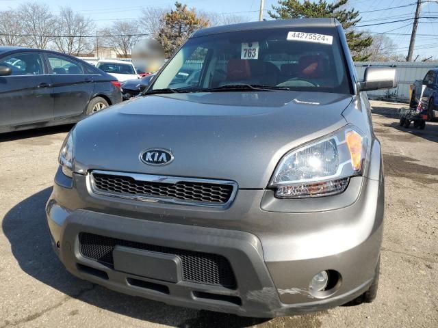 2011 KIA Soul +