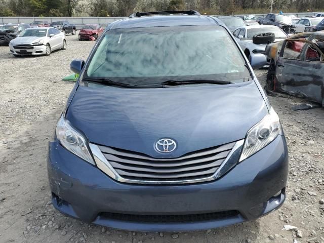 2015 Toyota Sienna XLE